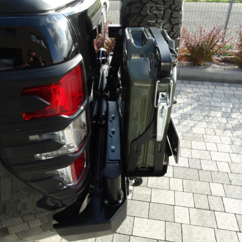 ZDERZAK TYŁ FORD RANGER T7 2015-2018